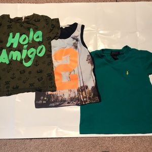 3 T-shirts